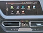 BMW 1-Serie 118i Automaat / Dealer onderhouden / M-Sport / 19" velgen / Navigatie / Panoramadak / Harman Kardon audio / DAB / Sportstoelen / Achteruitrijcamera / Headup display / Digital Cockpit /