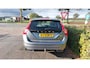 Volvo V60 2.4 D5 Twin Engine Special Edition CLIMA/NAVI/LEER/XENON BJ 2016