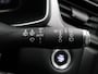 Renault Captur TCe 130pk Intens | Automaat | Achteruitrij camera | Navigatie | Climate Control | Adaptive Cruise Control | Trekhaak
