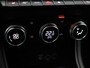 Renault Captur TCe 130pk Intens | Automaat | Achteruitrij camera | Navigatie | Climate Control | Adaptive Cruise Control | Trekhaak