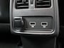 Renault Captur TCe 130pk Intens | Automaat | Achteruitrij camera | Navigatie | Climate Control | Adaptive Cruise Control | Trekhaak