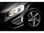Volvo XC60 2.0 D4 FWD Geartronic R-Design | Trekhaak | Xenon | Sportstoelen | BLIS | 18 inch LMV