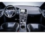 Volvo XC60 2.0 D4 FWD Geartronic R-Design | Trekhaak | Xenon | Sportstoelen | BLIS | 18 inch LMV
