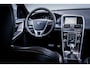 Volvo XC60 2.0 D4 FWD Geartronic R-Design | Trekhaak | Xenon | Sportstoelen | BLIS | 18 inch LMV