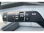 Renault Master T35 2.0 dCi 150 L2H2 Advance | houten laadvloer en zijwandbekleding in de laadruimte | comfortstoel voor de passagier | vierseizoenbanden met spatschermen | trekhaak en op- en ombouw module