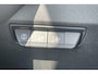 Renault Master T35 2.0 dCi 150 L2H2 Advance | houten laadvloer en zijwandbekleding in de laadruimte | comfortstoel voor de passagier | vierseizoenbanden met spatschermen | trekhaak en op- en ombouw module