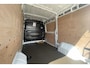 Renault Master T35 2.0 dCi 150 L2H2 Advance | houten laadvloer en zijwandbekleding in de laadruimte | comfortstoel voor de passagier | vierseizoenbanden met spatschermen | trekhaak en op- en ombouw module