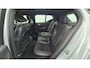 Volvo XC40 1.5 T5 Recharge R-Design 19" Wielen - Trekhaak - Harman Kardon Audio - Climate - Two Tone - Camera achter