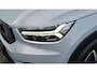 Volvo XC40 1.5 T5 Recharge R-Design 19" Wielen - Trekhaak - Harman Kardon Audio - Climate - Two Tone - Camera achter