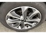 Kia Stonic 1.0 T-GDi 100PK DynamicLine | Navigatie | Camera | 17"LMV | Dakrails | Apple Carplay/Android Auto | Parkeersensoren |
