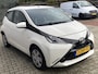 Toyota Aygo 1.0 VVT-i X-Play 5-deurs | Airco | NL auto | CPV | Camera