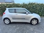 Suzuki Swift 1.3 Bandit | Autom. Airco | LMV | Sportstoelen | Elekt. Ramen | Keyless | Trekhaak | APK tot 13-08-2026!