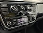 Volkswagen Up! Occasion 1.0 high up! BlueMotion | Zwart | Airco | Aux | Tweedehands Volkswagen Up! | Leuke licht metalen velgen