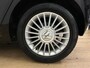 Volkswagen Up! Occasion 1.0 high up! BlueMotion | Zwart | Airco | Aux | Tweedehands Volkswagen Up! | Leuke licht metalen velgen