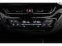 Toyota C-HR 1.8 Hybrid Dynamic |zeer lage km stand | Keyless | Parkeercamera en Sensoren achter |