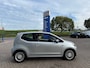 Volkswagen Up! 1.0 HIGH UP! BLUEM. TOM TOM AIRCO LMV