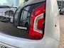 Volkswagen Up! 1.0 HIGH UP! BLUEM. TOM TOM AIRCO LMV