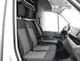 Volkswagen Crafter 35 2.0 TDI 140 PK L3H3 Highline | Voorruitverwarming | ERGO Stoel | Bijrijdersbank | Parkeerhulp | Laadruimte betimmering |