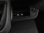 Volkswagen Crafter 35 2.0 TDI 140 PK L3H3 Highline | Voorruitverwarming | ERGO Stoel | Bijrijdersbank | Parkeerhulp | Laadruimte betimmering |