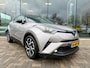 Toyota C-HR 1.8 Hybrid Bi-Tone Plus, Full LED, JBL, Adaptive Cruise, PDC, Camera