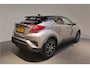 Toyota C-HR 1.8 Hybrid Style Bi-Tone - Stoelverwarming - Adaptive Cruise - Dodehoekdetectie - JBL Audio