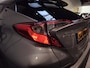 Toyota C-HR 1.8 Hybrid Style Bi-Tone - Stoelverwarming - Adaptive Cruise - Dodehoekdetectie - JBL Audio