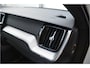 Volvo XC60 2.0 T8 AWD R-Design Inscription Pano, 21", HUD, Trekhaak (2.100kg)