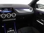 Mercedes-Benz B-klasse 200 AMG Line MY'23 | Trekhaak Wegklapbaar | Panorama - schuifdak | Cruise Control | AMG Line | Sfeerverlichting