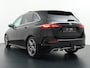 Mercedes-Benz B-klasse 200 AMG Line MY'23 | Trekhaak Wegklapbaar | Panorama - schuifdak | Cruise Control | AMG Line | Sfeerverlichting