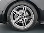 Mercedes-Benz B-klasse 200 AMG Line MY'23 | Trekhaak Wegklapbaar | Panorama - schuifdak | Cruise Control | AMG Line | Sfeerverlichting