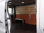 Renault Trafic 2.0 dCi 130 T30 L2H1 Work Edition | BTW | Navigatie | Parkeersensoren | Lat om lat | Vloer en Wand bekleding | Climate Control | Cruise Control |
