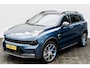 Lynk & Co 01 1.5 Plug-in Hybrid 262 Pk I Modeljaar 2023 I Panoramadak I 75 km Elektrisch I 360 Camera I Infinity Audio I Full Map Navi I Carplay I 20 inch. LMV l 1e eigenaar