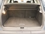 Renault Captur TCe 90 Xmod | Navi | Achteruitrijcamera + sensoren | Lederen bekleding | Stoelverwarming | Afneembare trekhaak! | Allseasonbanden |