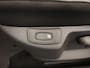 Renault Captur TCe 90 Xmod | Navi | Achteruitrijcamera + sensoren | Lederen bekleding | Stoelverwarming | Afneembare trekhaak! | Allseasonbanden |