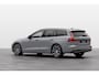 Volvo V60 2.0 T8 Plug-in hybrid AWD Plus Perform. Ed. Dark | Elektrische voorstoelen | Pilot assist | Park assist | Stoel- & stuurwielverwarming