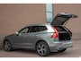 Volvo XC60 T5 AWD R-Design, Carplay, Keyless, Stoel & Stuurverwarming, Park Assist, Adaptive Cruise, Camera, Memory.