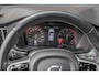 Volvo XC60 T5 AWD R-Design, Carplay, Keyless, Stoel & Stuurverwarming, Park Assist, Adaptive Cruise, Camera, Memory.