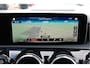 Mercedes-Benz A-klasse 160 Premium Plus | AMG-Pakket | Pano | Camera | 19'' | Cruise