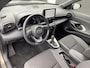 Toyota Yaris Cross 1.5 Hybrid First Edition Automaat Nieuw geleverd van 1e eigenaar incl: ApplCarPlay/AndroidAuto, Climate Control, Adative Cruise control, All season banden, Parkeerhulp camera, Led verlichting