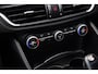 Alfa Romeo Giulia 2.0T Super