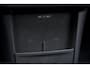 Lynk & Co 02 More 66 kWh | Lane Assists | Electrische Stoelen | 100 % electrisch | Panoramisch schuifdak | rustmodus | Elektrisch bediende achterklep | Middendisplay - 15,4 inch |