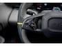 Lynk & Co 02 More 66 kWh | Lane Assists | Electrische Stoelen | 100 % electrisch | Panoramisch schuifdak | rustmodus | Elektrisch bediende achterklep | Middendisplay - 15,4 inch |