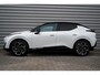 Lynk & Co 02 More 66 kWh | Lane Assists | Electrische Stoelen | 100 % electrisch | Panoramisch schuifdak | rustmodus | Elektrisch bediende achterklep | Middendisplay - 15,4 inch |