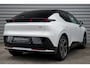 Lynk & Co 02 More 66 kWh | Lane Assists | Electrische Stoelen | 100 % electrisch | Panoramisch schuifdak | rustmodus | Elektrisch bediende achterklep | Middendisplay - 15,4 inch |