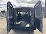 Renault Trafic 2.0 - 145PK dCi T27 L1H1 Comfort Automaat | BPM VRIJ | Camera | Airco | Cruise Control | Armsteun | Navi | Licht & Regen Sensor | MTX Vloerplaat | Lat om Lat | Elektrische Ramen & Spiegels |