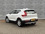 Volvo XC40 2.0 B3 Essential | Facelift | Trekhaak | Achteruitrijcamera | Cruise Control | Navigatie | Parkeersensoren voor + achter | Apple Carplay / Android Auto | Climate control | LED koplampen |