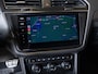 Volkswagen Tiguan Allspace 2.0 TSI 4Motion 3x R-Line 7 persoons / 220pk / Panorama dak / Trekhaak / Stoelverwarming /