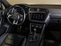 Volkswagen Tiguan Allspace 2.0 TSI 4Motion 3x R-Line 7 persoons / 220pk / Panorama dak / Trekhaak / Stoelverwarming /