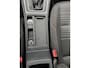 Volkswagen Golf 1.2 TSI Lounge - Automaat I Panorama dak I Navigatie I PDC I Bi-Xenon I Sport velgen I Dealer onderhouden