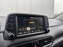 Hyundai Kona 1.0T Premium / NL auto / Dealeronderhouden / 18" LM net All Season / Lederen Bekleding / Stoel verwarming en verkoeling / Led Koplampen / Navigatie / Cruise Control /